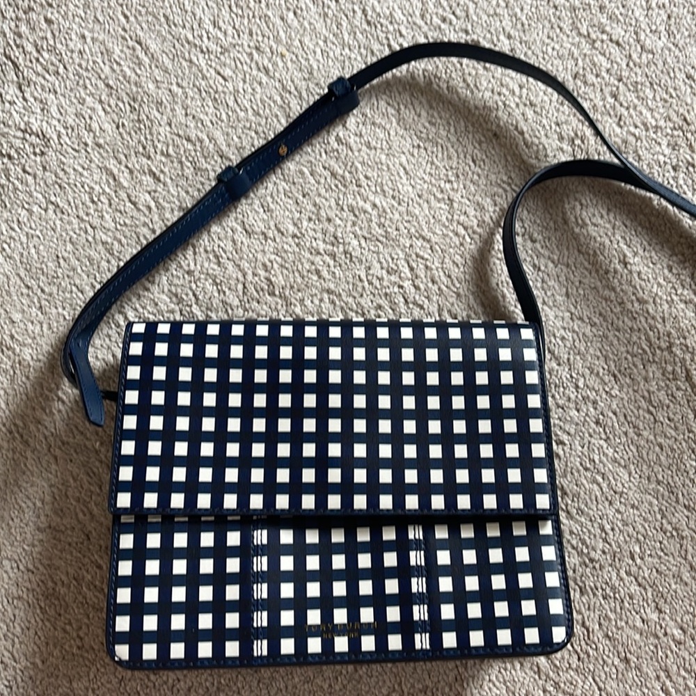 Tory Burch - Picture 2 of 4
